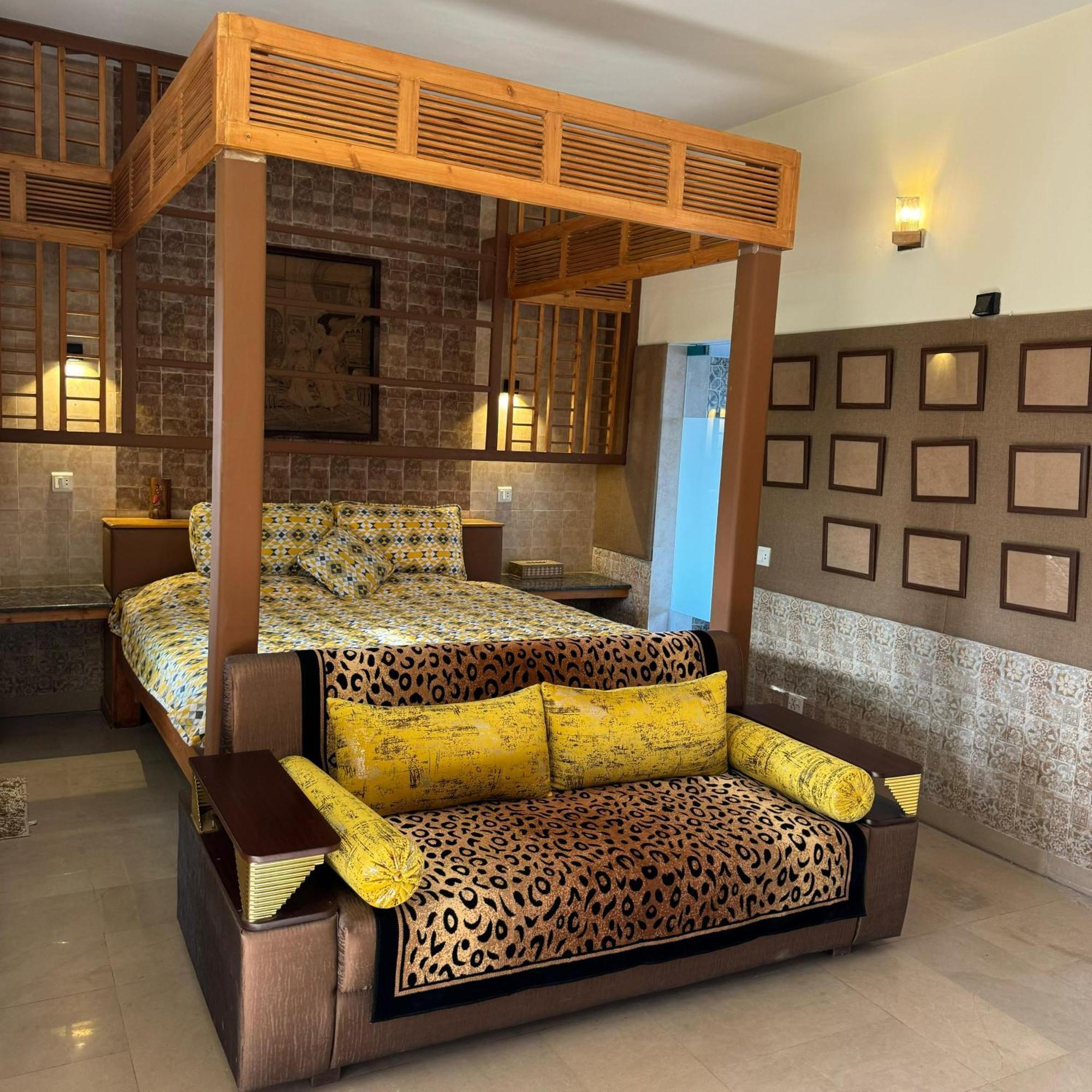 Greenlux Residency Rawalpindi Ngoại thất bức ảnh