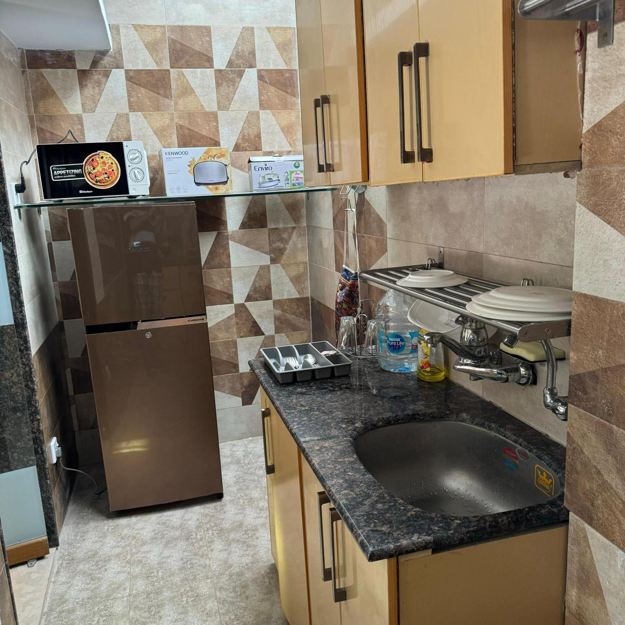 Greenlux Residency Rawalpindi Ngoại thất bức ảnh