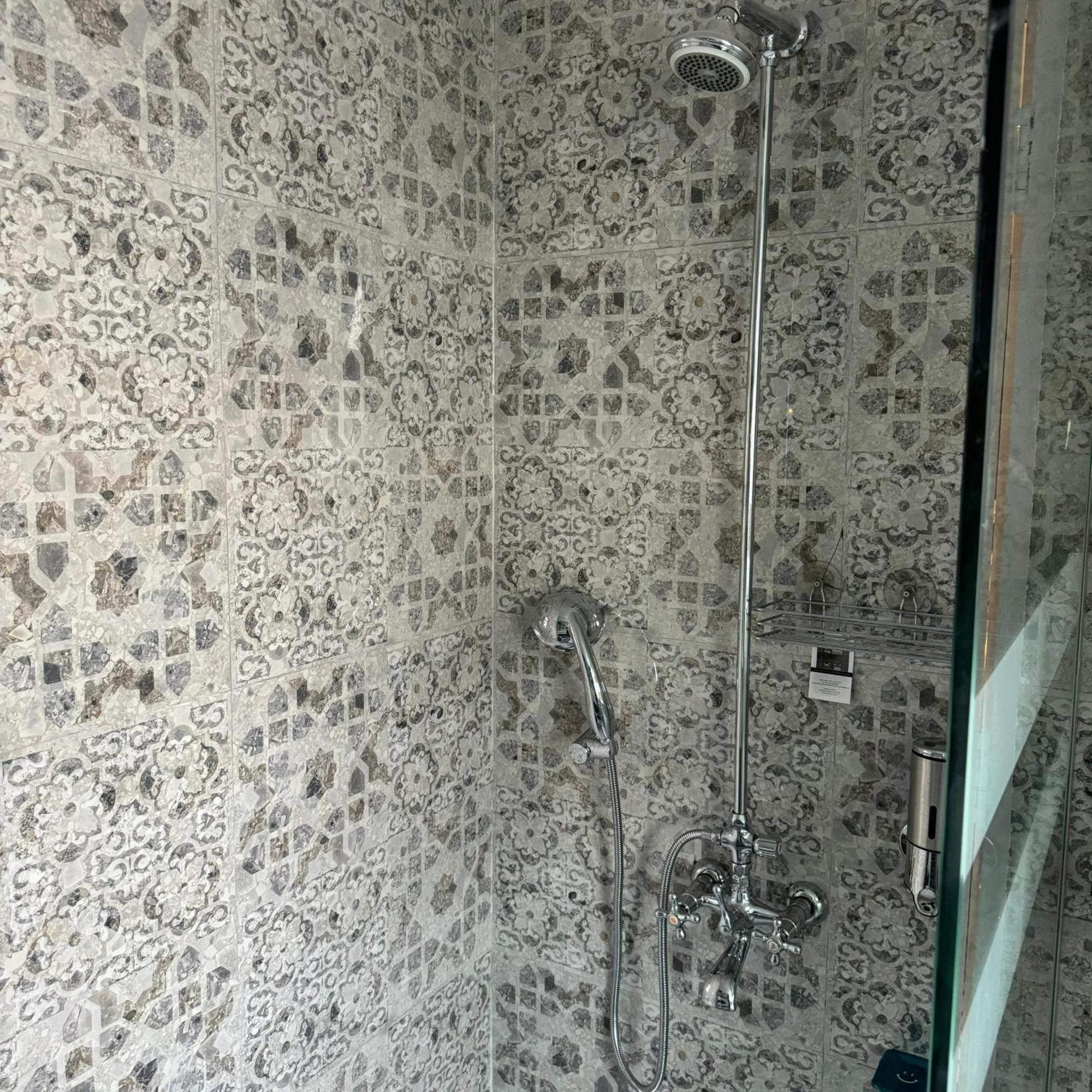 Greenlux Residency Rawalpindi Ngoại thất bức ảnh