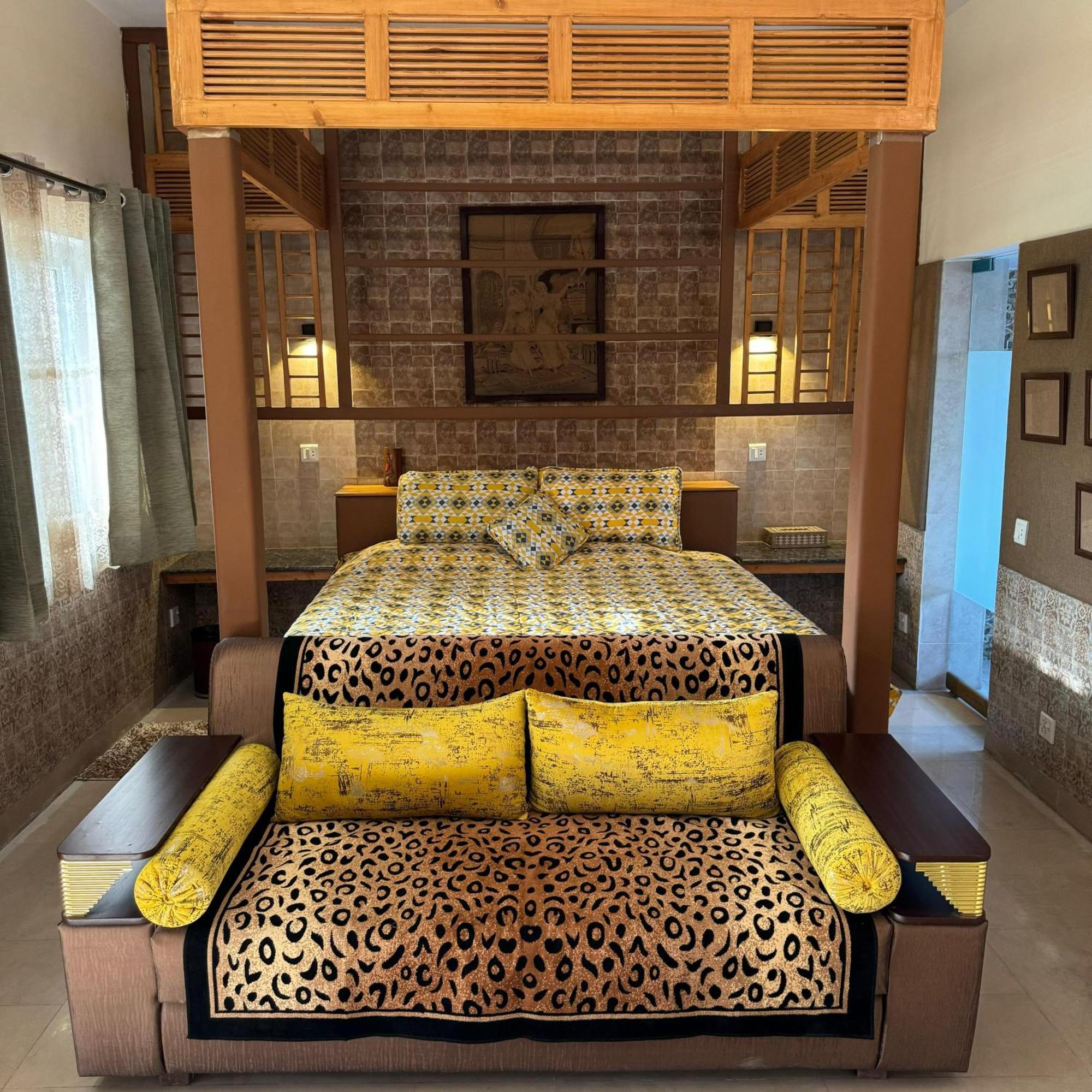 Greenlux Residency Rawalpindi Ngoại thất bức ảnh