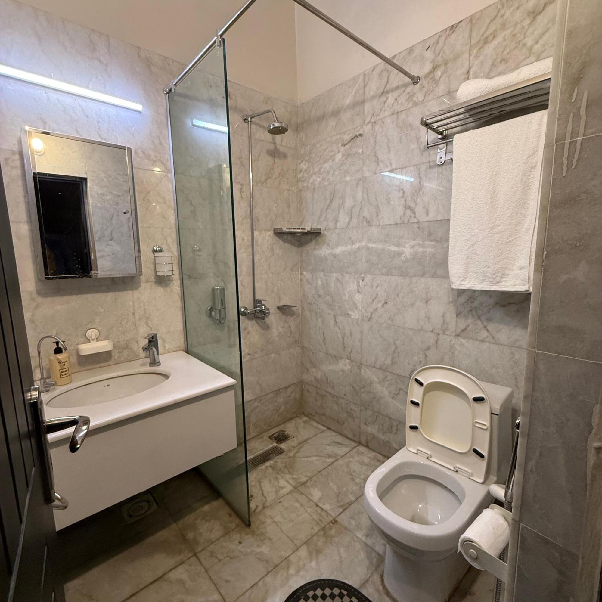 Greenlux Residency Rawalpindi Ngoại thất bức ảnh