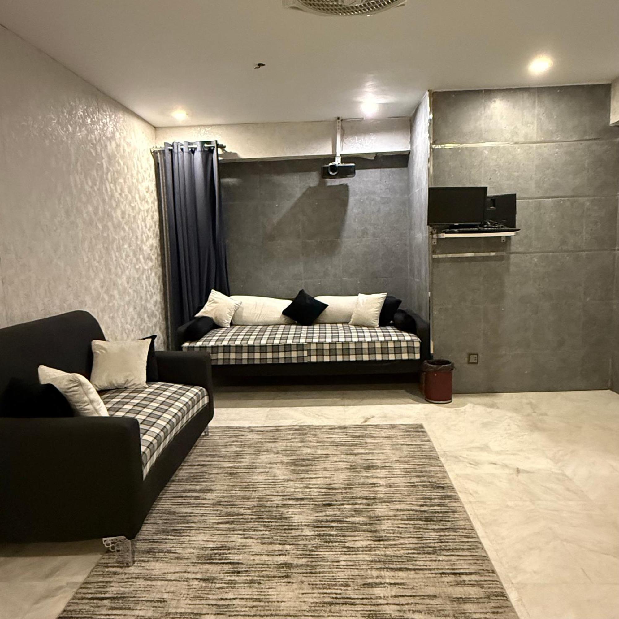 Greenlux Residency Rawalpindi Ngoại thất bức ảnh